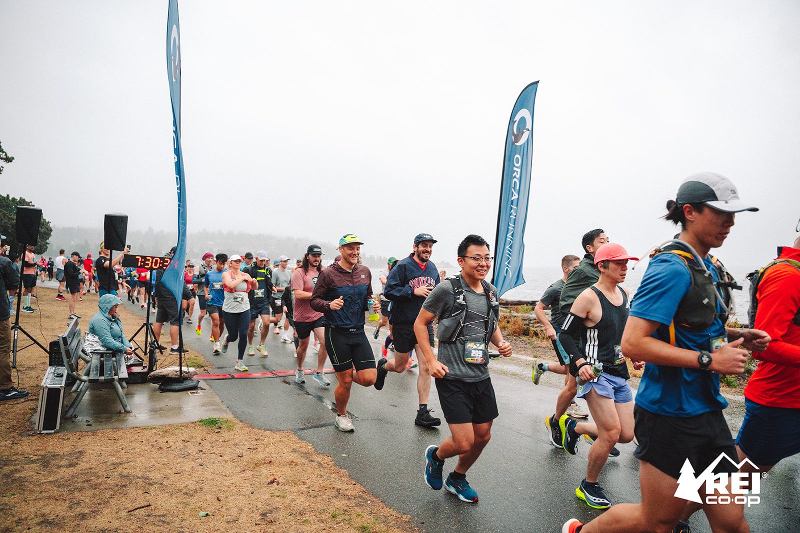 runners at the start of race